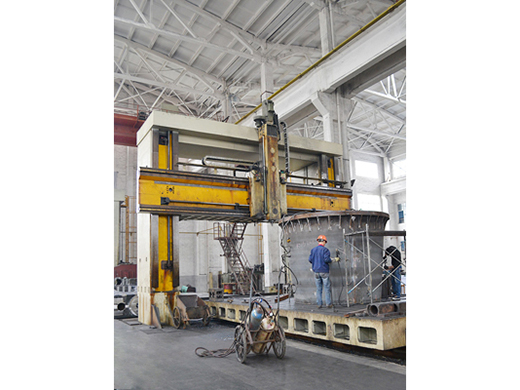 数控龙门镗铣床加工