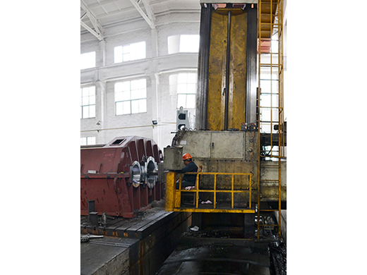 数控龙门镗铣床加工