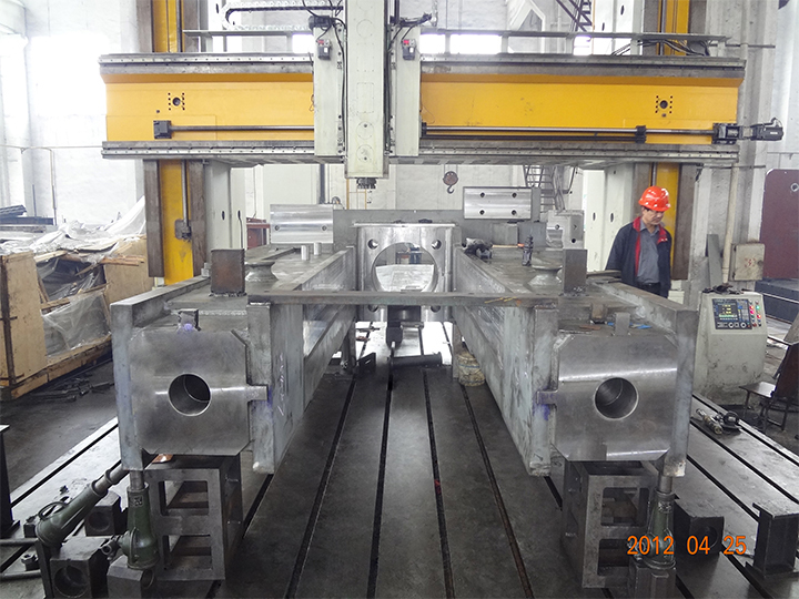 数控龙门镗铣床加工